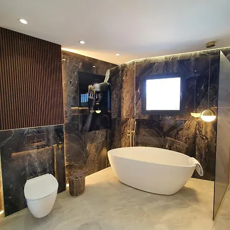 Villa Luxurious Close To Sea&golf *