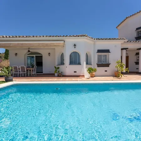 Luxurious Close To Sea&golf Villa