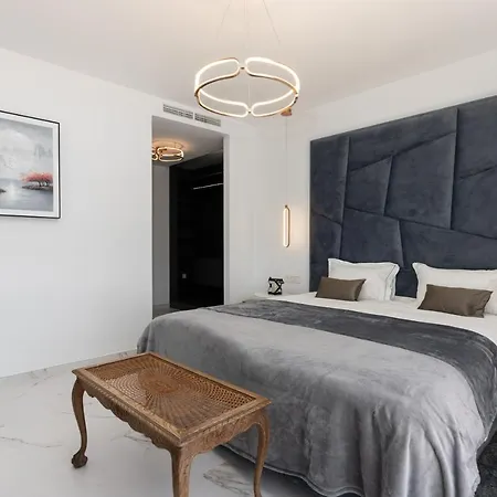 Villa Luxurious Close To Sea&golf Marbella