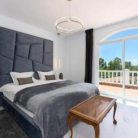 Luxurious Close To Sea And Golf Вилла Марбелья
